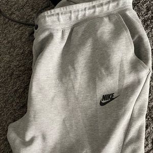 Mens 2XL Nike Jogger and Jacket Set